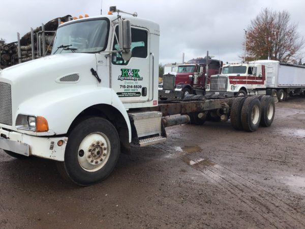 2005 Kenworth T300 - Image 5