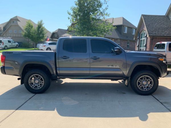 2016 Tacoma TRD Offroad - Image 10