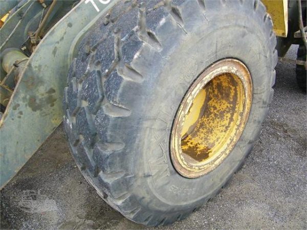 Komatsu WA250 Wheel Loader - Image 8