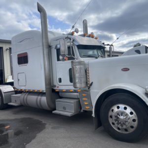 2017 Peterbilt 389 Pride & Class