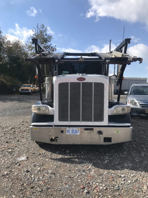2009 Peterbilt 388 10 Car Carrier