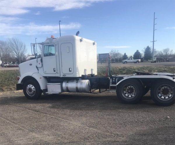 2011 PETERBILT 365