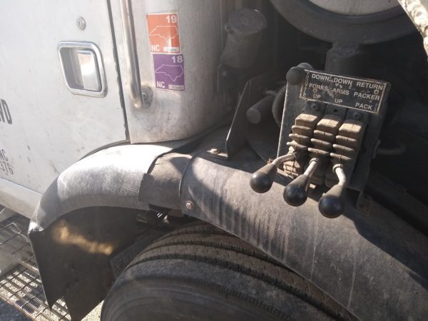 2009 Auto Car Xpeditor - Image 3
