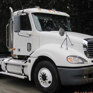 2004 FREIGHTLINER COLUMBIA 120