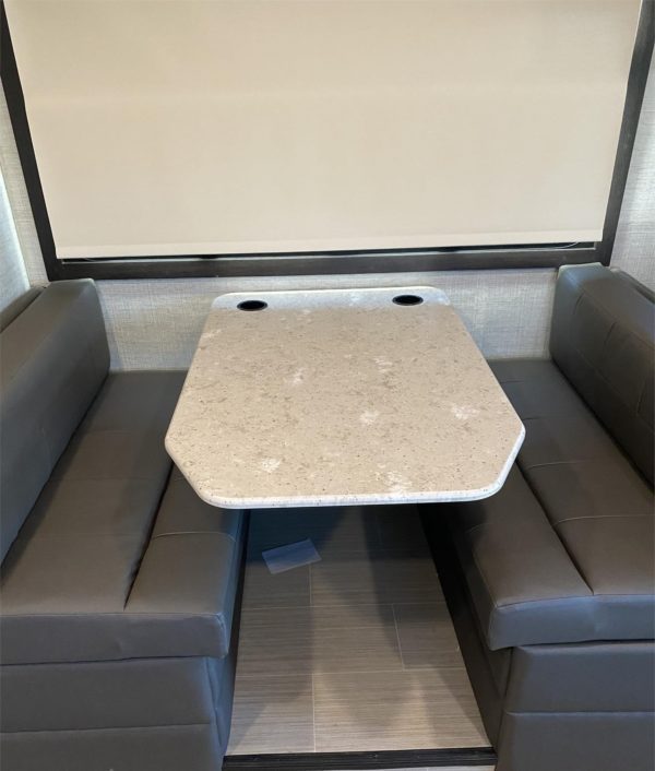 2021 JAYCO GREYHAWK 29MV - Image 11