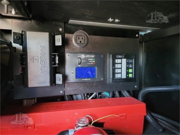 2020 KENWORTH W990 - Image 19
