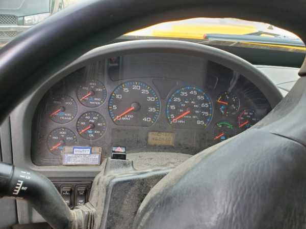 2005 International Navistar 7600 Dump Truck - Image 3