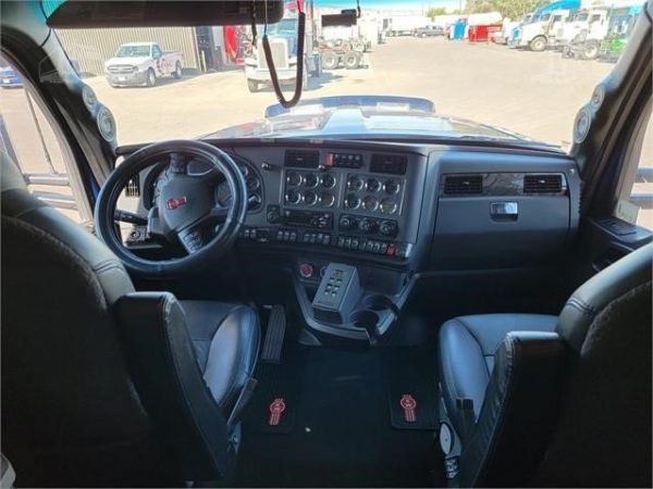 2020 KENWORTH W990 - Image 34