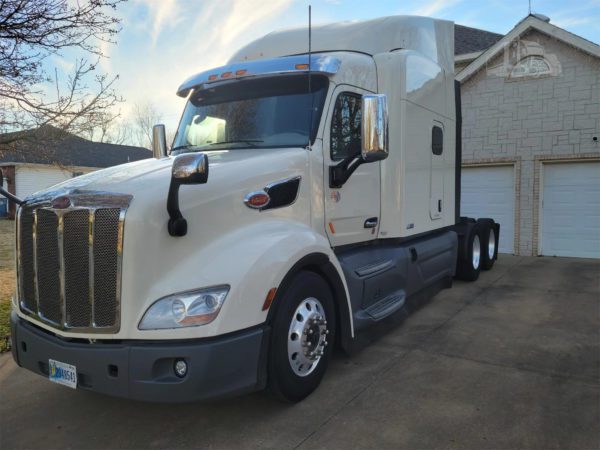 2018 PETERBILT 579