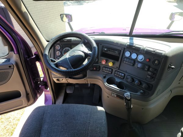 2016 FREIGHTLINER CASCADIA 125 - Image 14