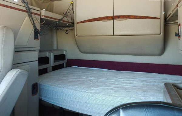 2007 INTERNATIONAL 9900 - Image 6