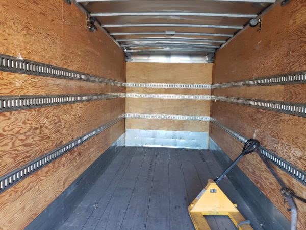2014 Peterbilt 337 Box Truck - Image 3
