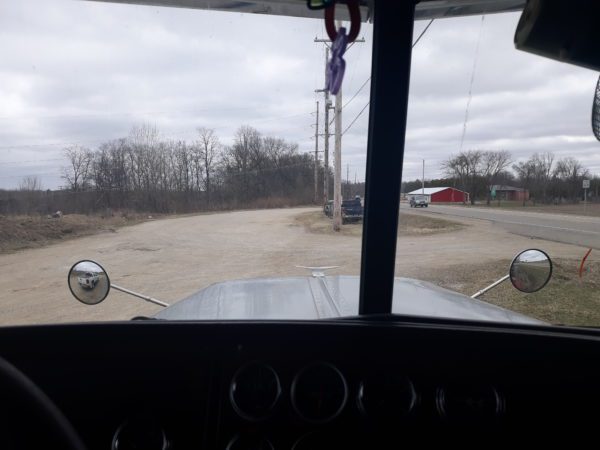 2002 Peterbilt & 2011 Air Ride Trailer - Image 6