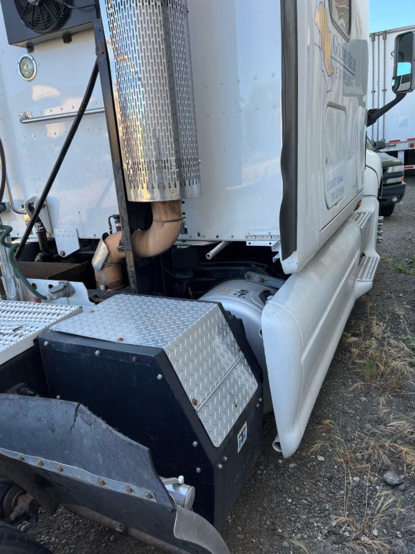 2010 Peterbilt 387 - Image 5