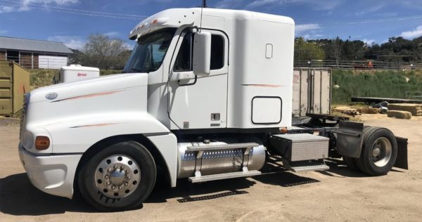 2009 Freightliner Century 120