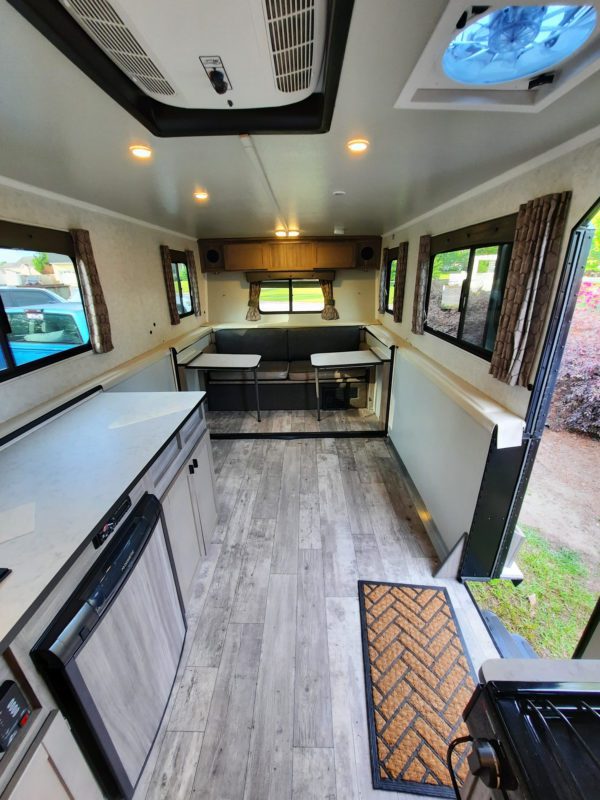 2021 Trailmanor 3124KS - Image 15
