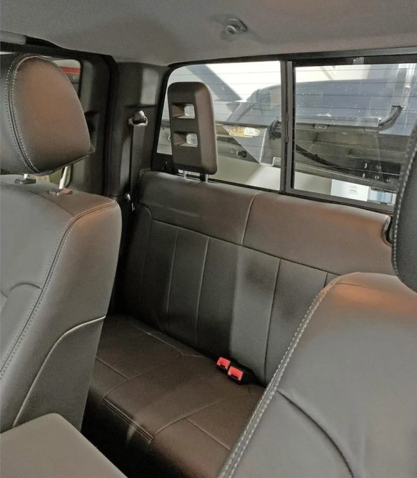 2015 Ford F550 Lariat Dump Truck - Image 16