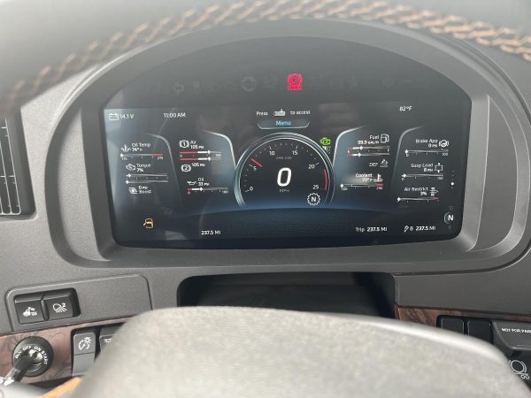 2023 Kenworth T680 - Image 26