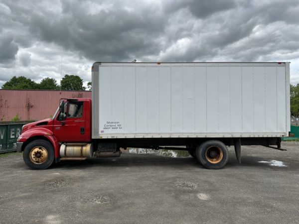2007 International Durastar 4300 - Image 4