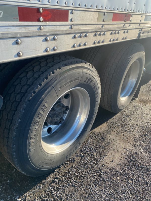 2016 Volvo VNL64T630 - Image 6