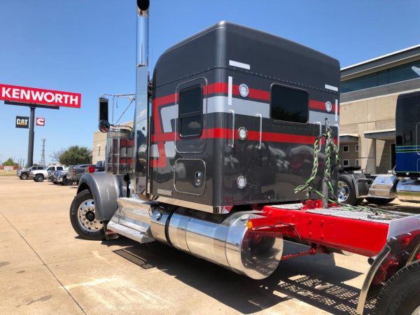 2016 Kenworth ICON W900 - Image 21