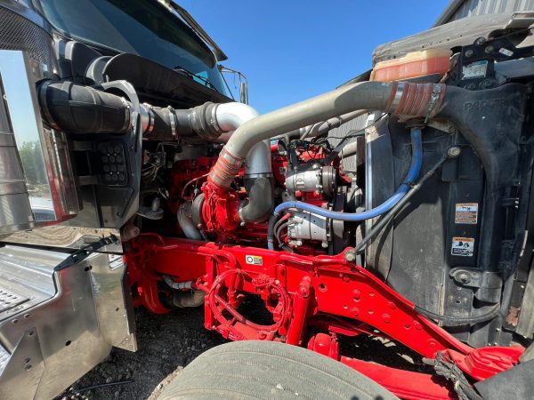 2016 Kenworth ICON W900 - Image 4