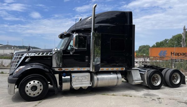 2016 INTERNATIONAL LONESTAR - Image 3
