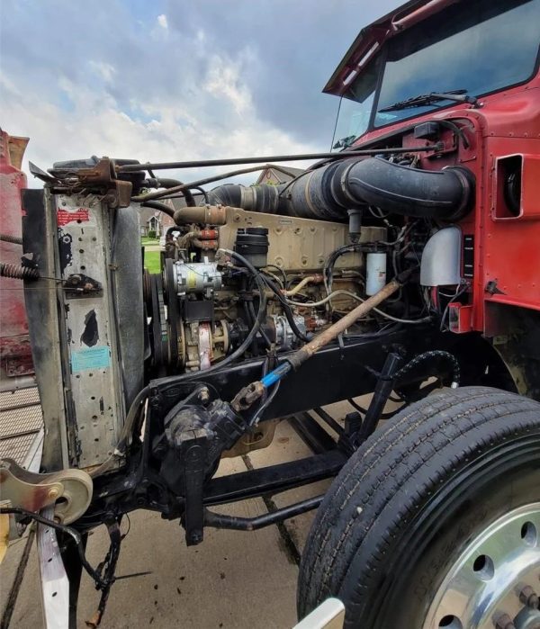 1988 Peterbilt 377 - Image 5