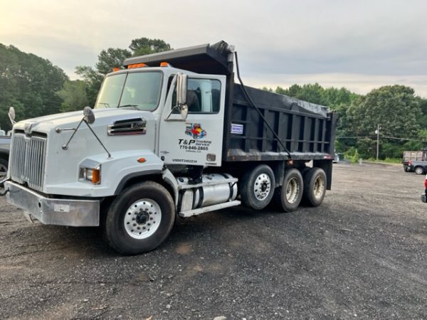 2017 Western Star 4700 - Image 3