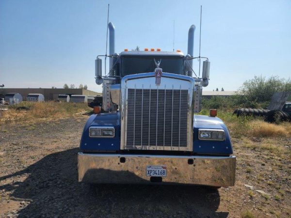 2018 Kenworth W900L - Image 6