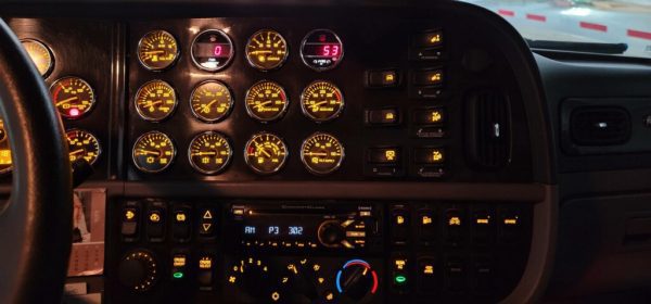 2018 Peterbilt 389 - Image 13