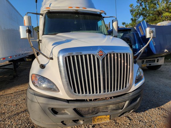 2015 International Prostar & 2019 53ft Step Deck Doona combo - Image 2
