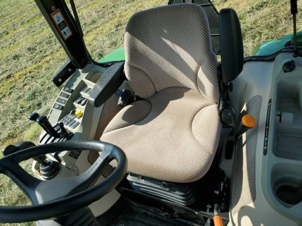 John Deere 4066r with H180 loader - Image 21