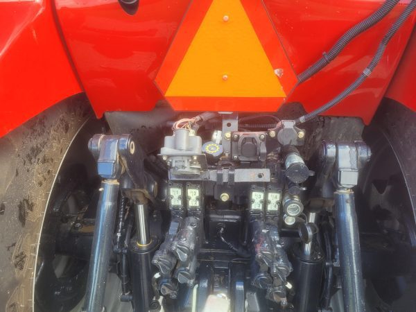 2019 Case IH Magnum 220 CVT - Image 5