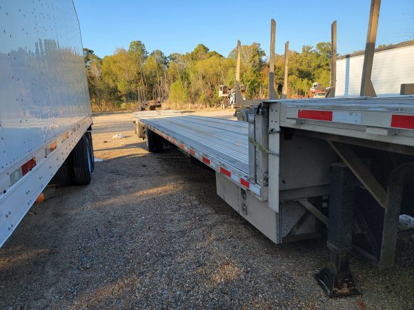 2015 International Prostar & 2019 53ft Step Deck Doona combo - Image 9