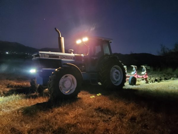 1991 Ford 8830