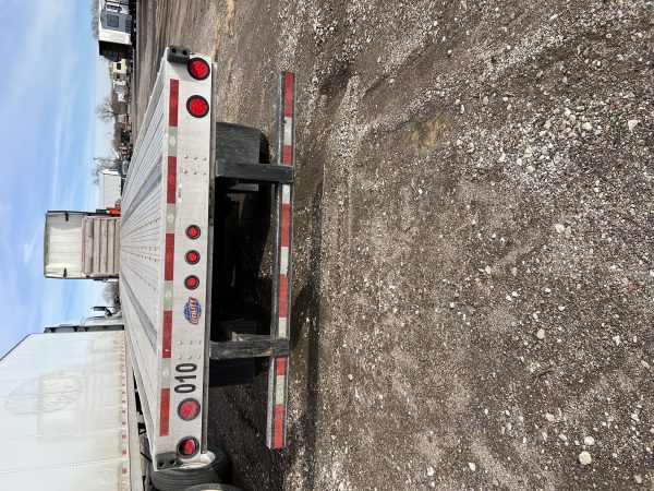 2019 UTILITY 53 ft x 102 in - Image 13