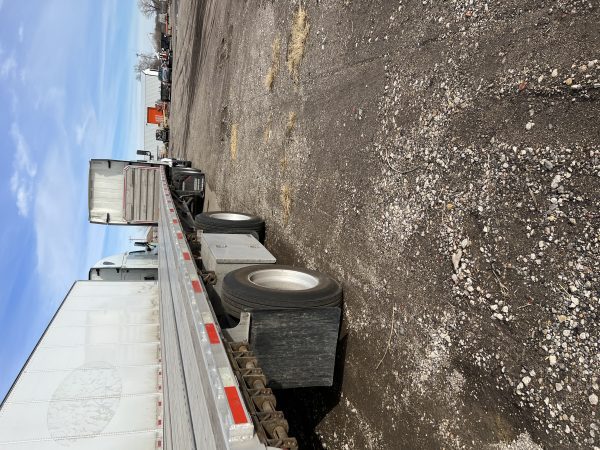 2019 UTILITY 53 ft x 102 in - Image 14