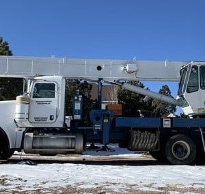 2009 NATIONAL 18103 MOUNTED ON 2009 PETERBILT 367