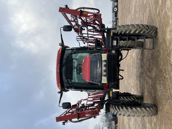 2016 Case IH 4440 sprayer - Image 2