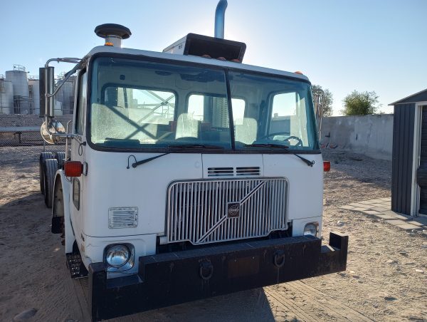 2001 VOLVO WXLL64 - Image 7