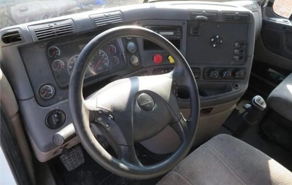 2010 Freightliner Cascadia 125 “Day Cab” - Image 8