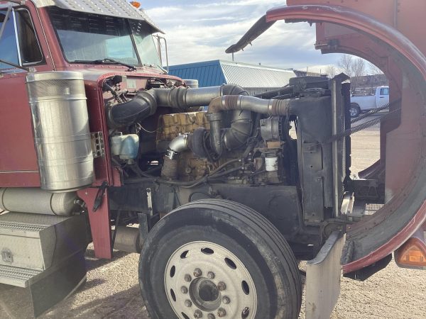1997 Peterbilt 379 EXHD - Image 9