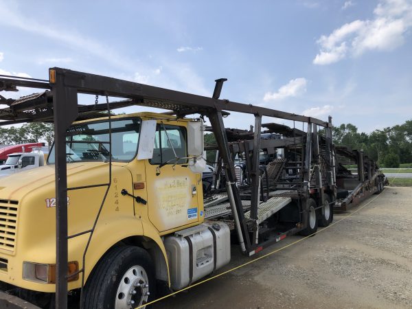 2001 International Transtar F-8100 Car Carrier