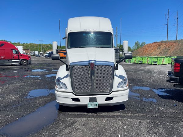 2018 Kenworth T680 - Image 7