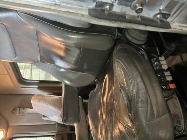 2016 Kenworth W900B - Image 10