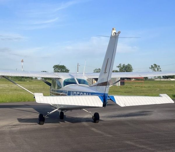 1963 CESSNA 172D SKYHAWK - Image 6