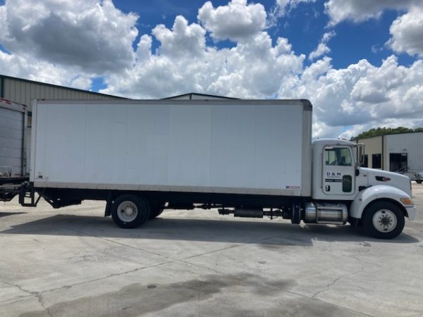 2014 Peterbilt 337 - Image 3