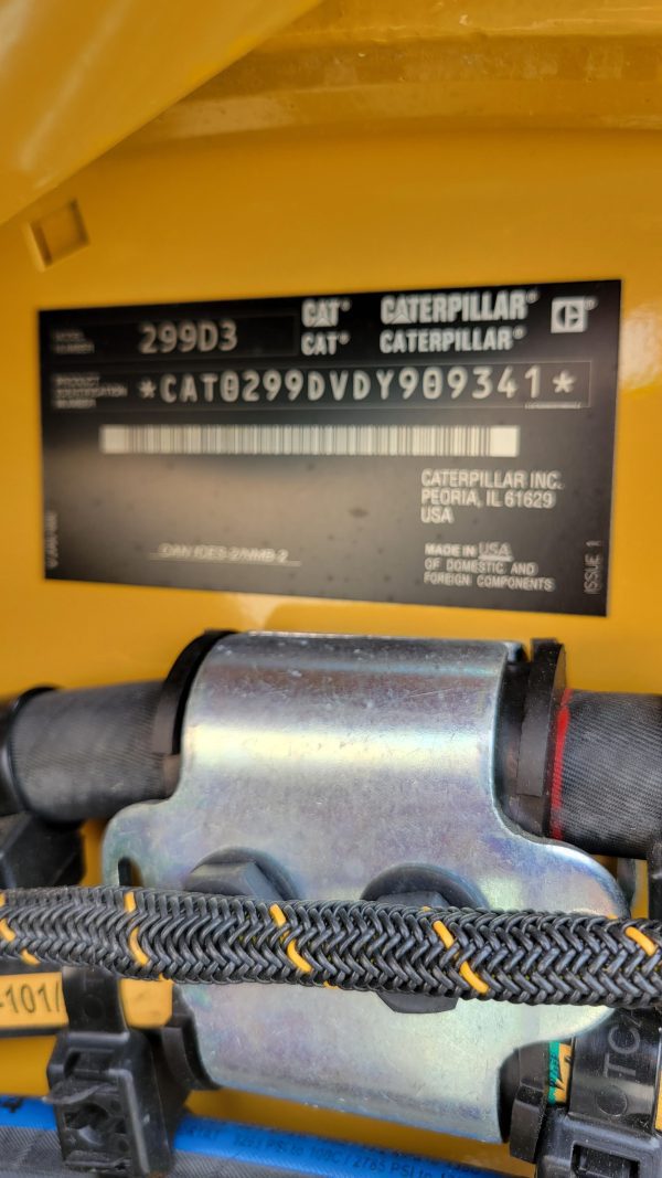 2023 Caterpillar 299D3 - Image 2