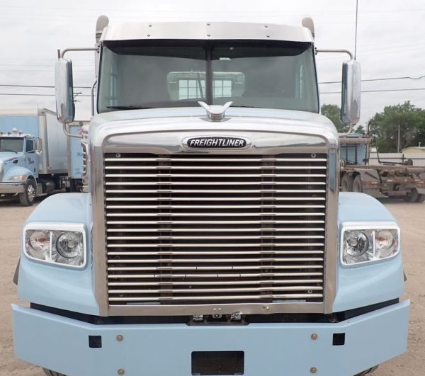 2012 Freightliner Coronado SD - Image 8